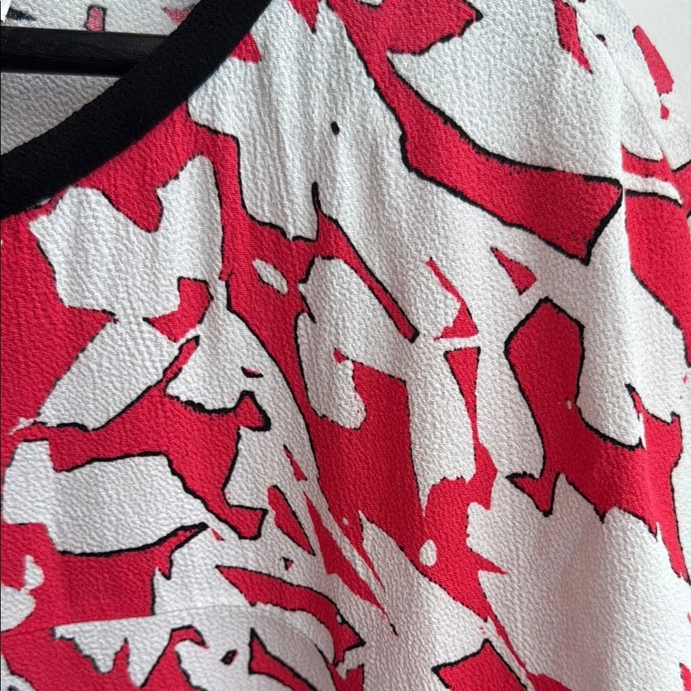 Kate Spade-Floral Women's‎ Top- size 6